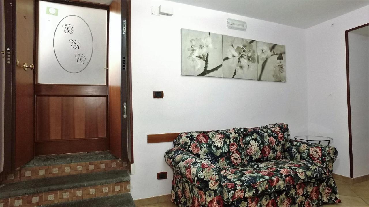 B&B Ersilia เนเปิลส์ ภายนอก รูปภาพ
